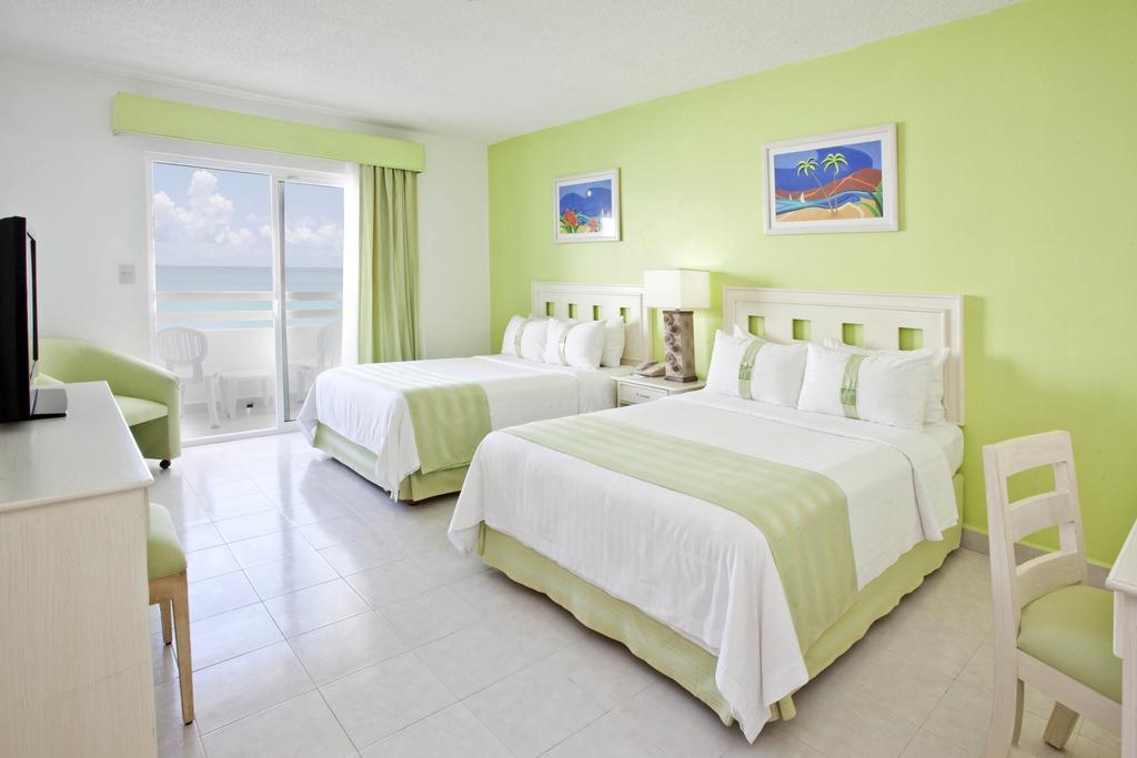 Holiday Inn Cancún Arenas Megaviajes